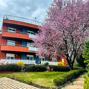 Rosehill Garden Family With A Great View Budapest