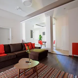 Standard By Hi5 - Close To Buda Castle Apartman